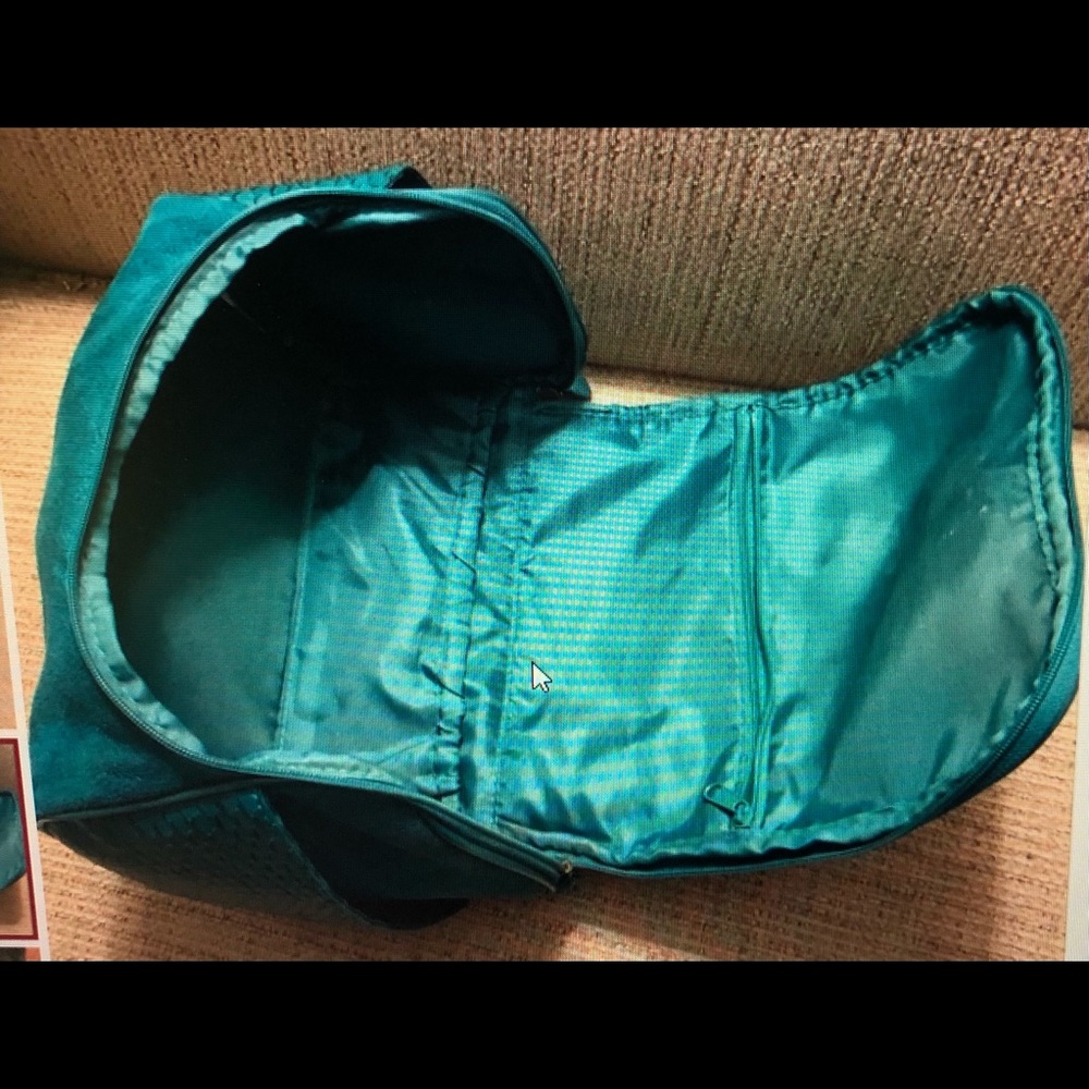 Avon NWT Dark Teal Faux Croc Cosmetic Travel Bag. - Picture 3 of 8